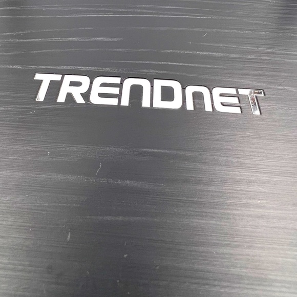⭐️TRENDnet 💯 ROUERT, DOUBLE BAND, 2.4G & 5G, MODEL #: TEW-827DRU/A - Picture 6 of 9